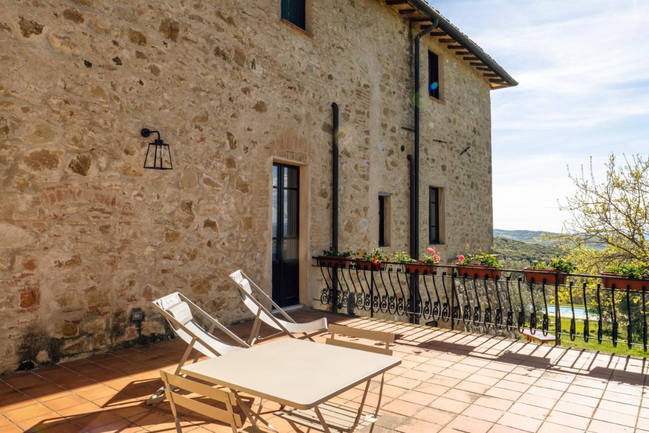 Podere Montale Il Borgo 塞吉阿诺 外观 照片