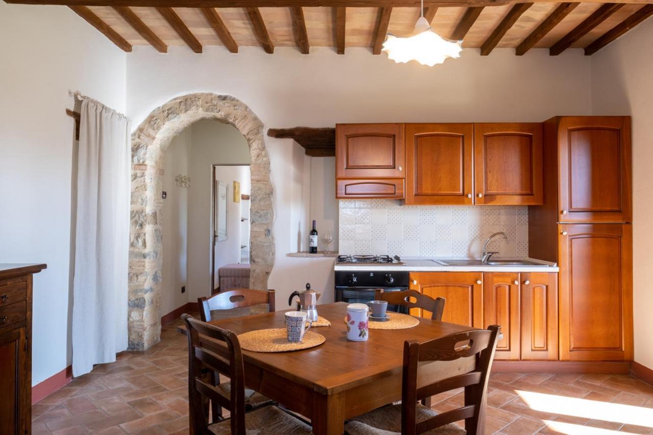Podere Montale Il Borgo 塞吉阿诺 外观 照片