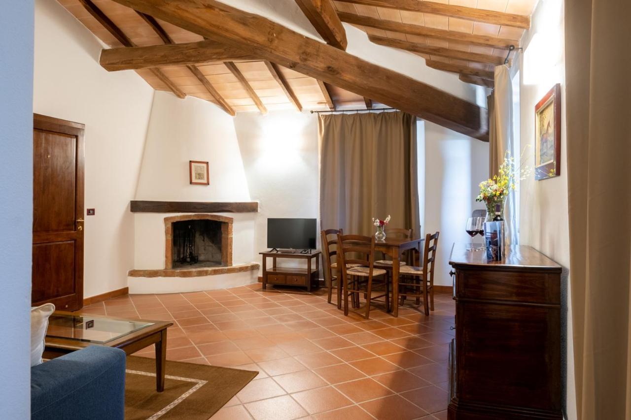 Podere Montale Il Borgo 塞吉阿诺 外观 照片