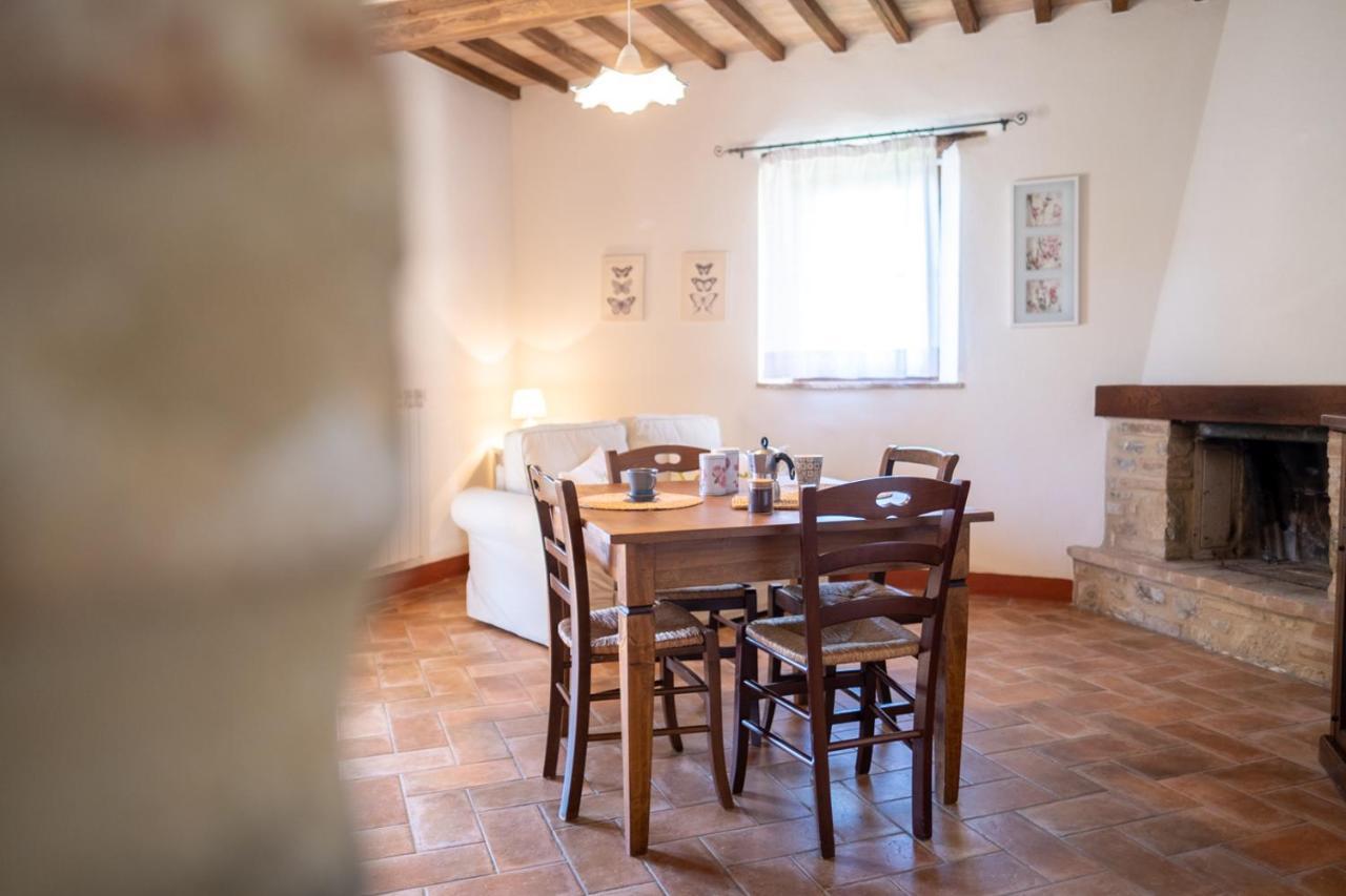 Podere Montale Il Borgo 塞吉阿诺 外观 照片