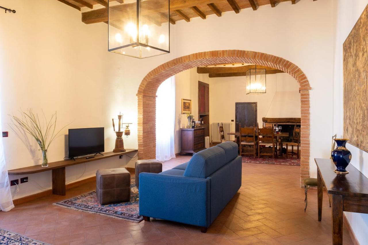 Podere Montale Il Borgo 塞吉阿诺 外观 照片
